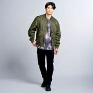 ブラック