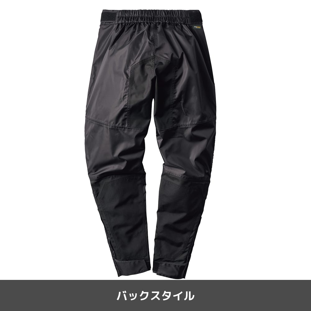ブラック