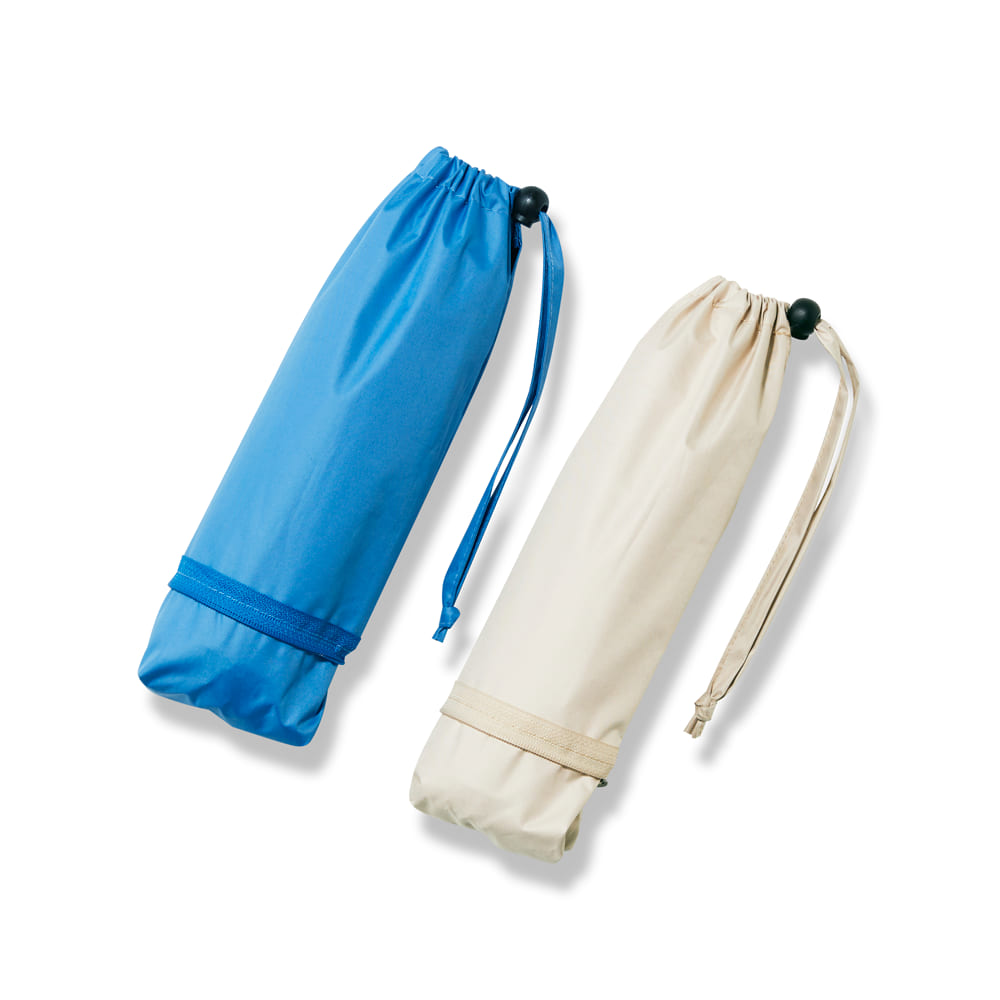ブルー