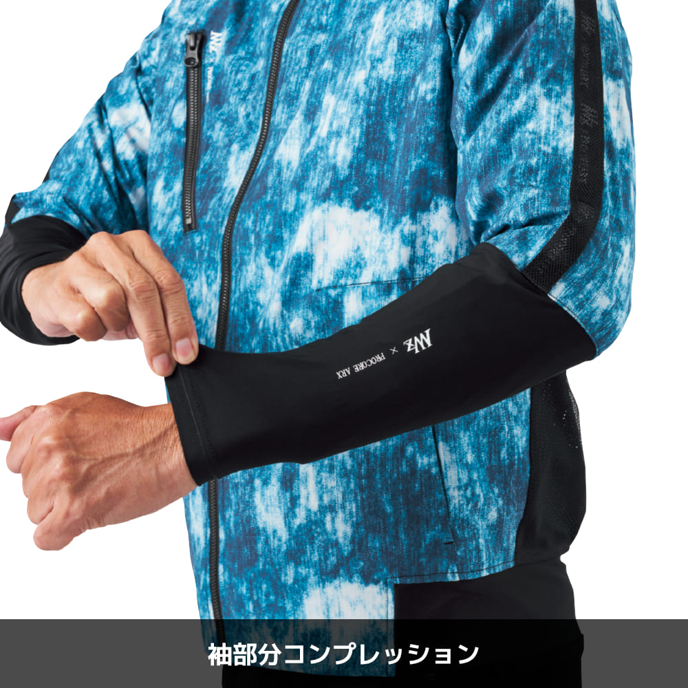 ブラック