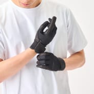 ブラック