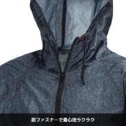 ブラック