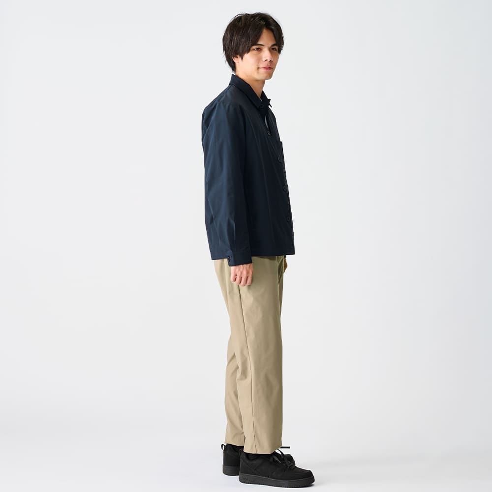 ブラック