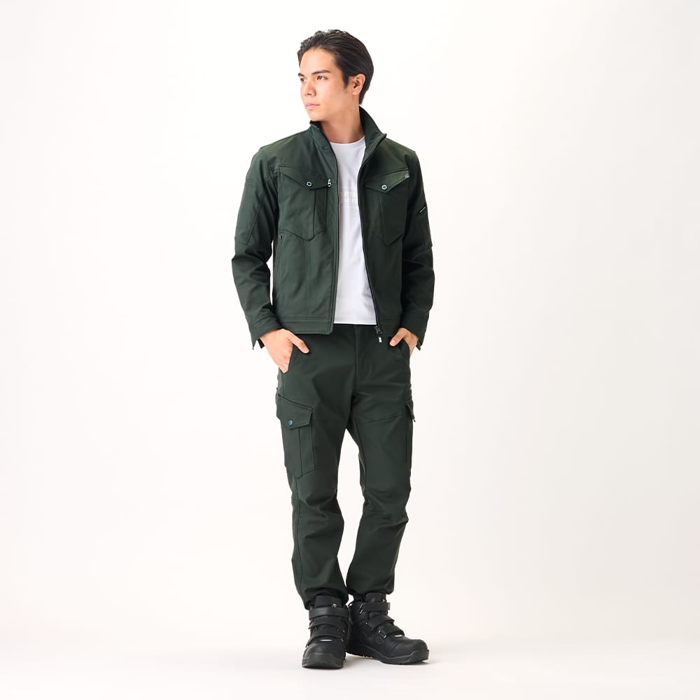 ブラック