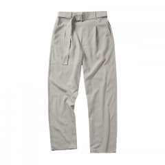 グレー