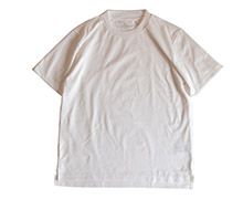 後面の襟リブが高い理由とは?機能満載の「SOLOTEX(R)(ソロテックス)使用半袖Tシャツ」