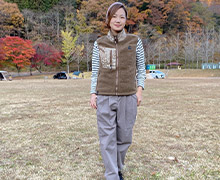 キャンプにはもちろんきれいめ仕事着にもぴったり！フレイムテックキャンプタックパンツ