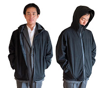 ファッション性も機能性も最高峰のレインウェア。「フューチャーテックレインスーツ」